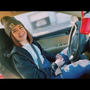 Meet your Posher, Isabella